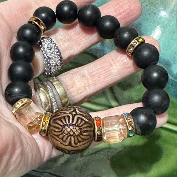 Black Gemstone Tibetan Handmade Bracelet - Picture 3 of 3